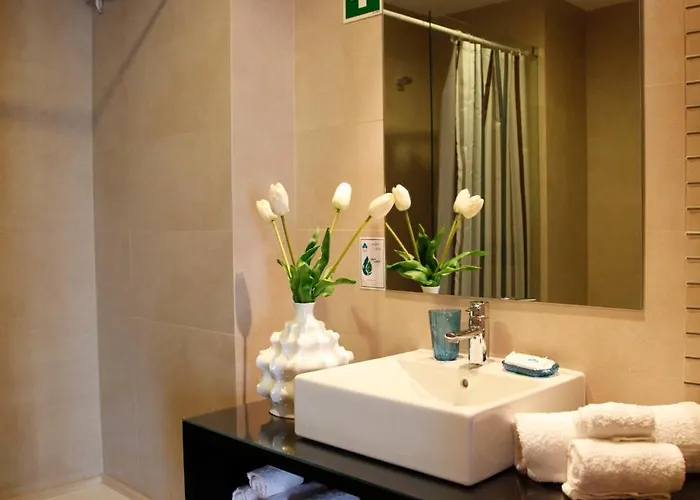 Rocha Tower 6c Портиман