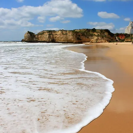 Apartamento Rocha Tower 6c