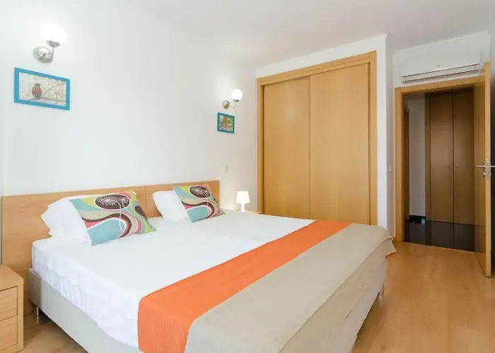 Rocha Tower 6c * Portimão